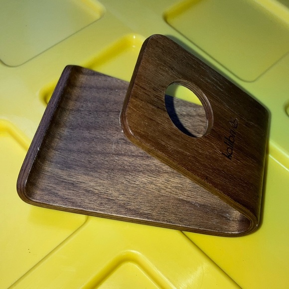 Tablet / phone Stand walnut wooden Brown - Picture 6 of 15